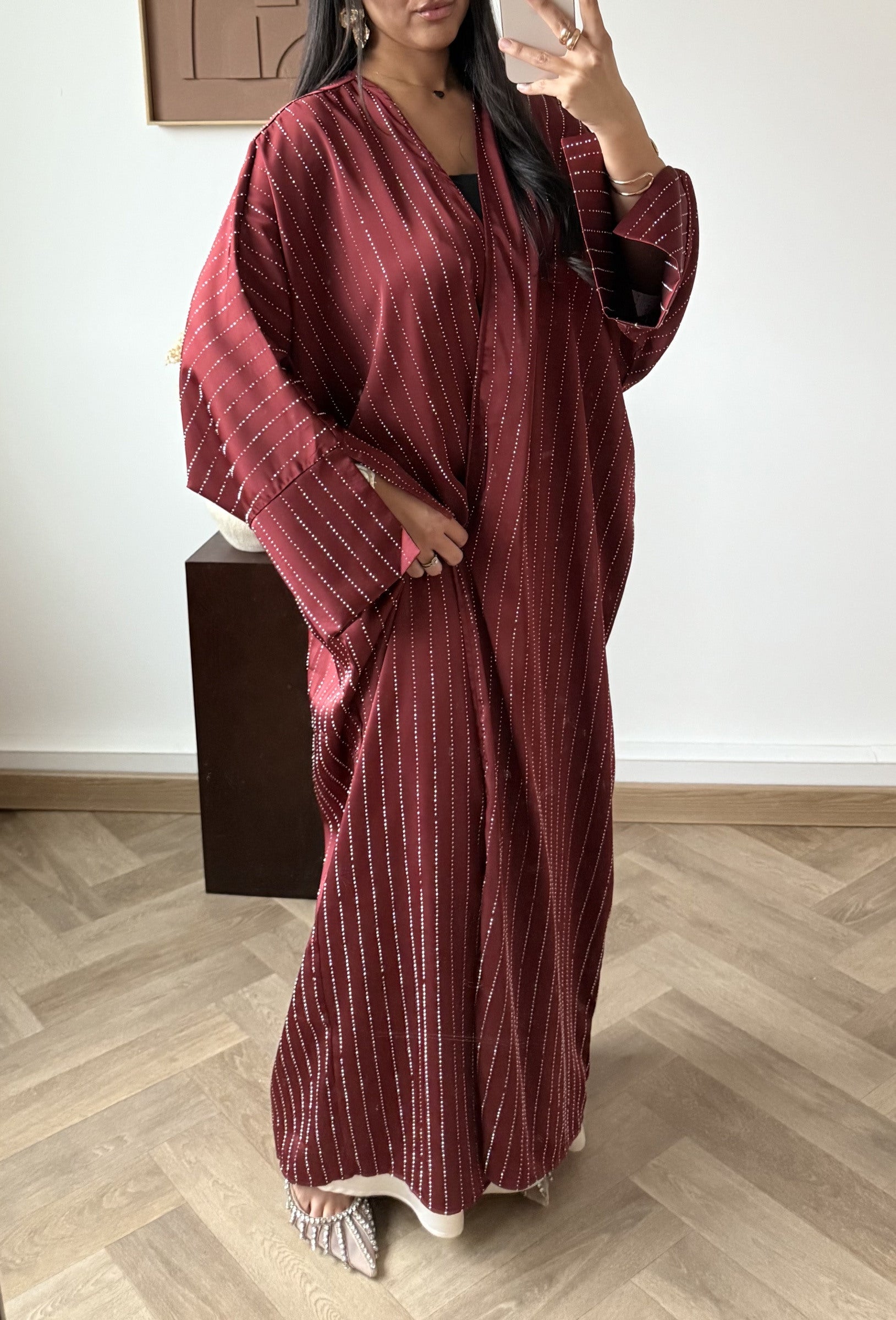 Linear Abaya